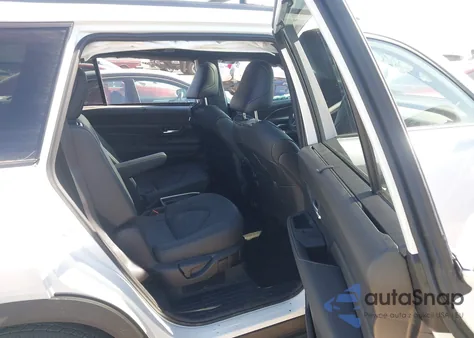 2025 Toyota Grand Highlander Hybrid Nightshade Edition z USA, uszkodzony, nr VIN 5TDACAB55SS064562